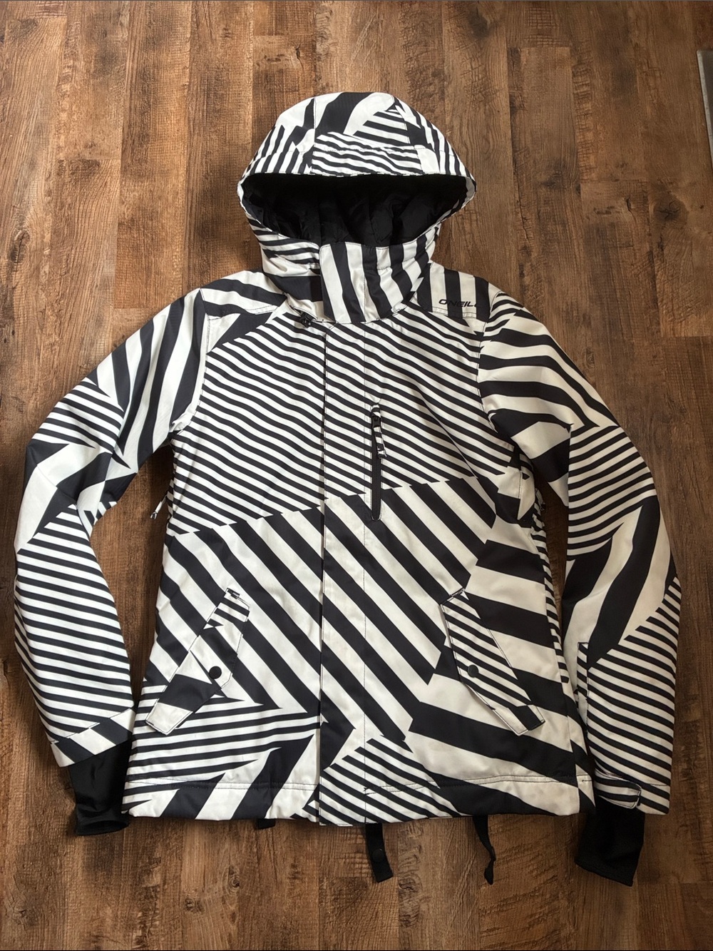 Women’s O'Neill Black and White Striped Ski/Snowboard Jacket